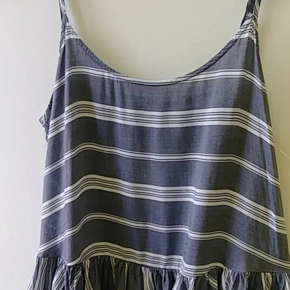 Old Navy Chambray Striped Top - Picture 3 of 5